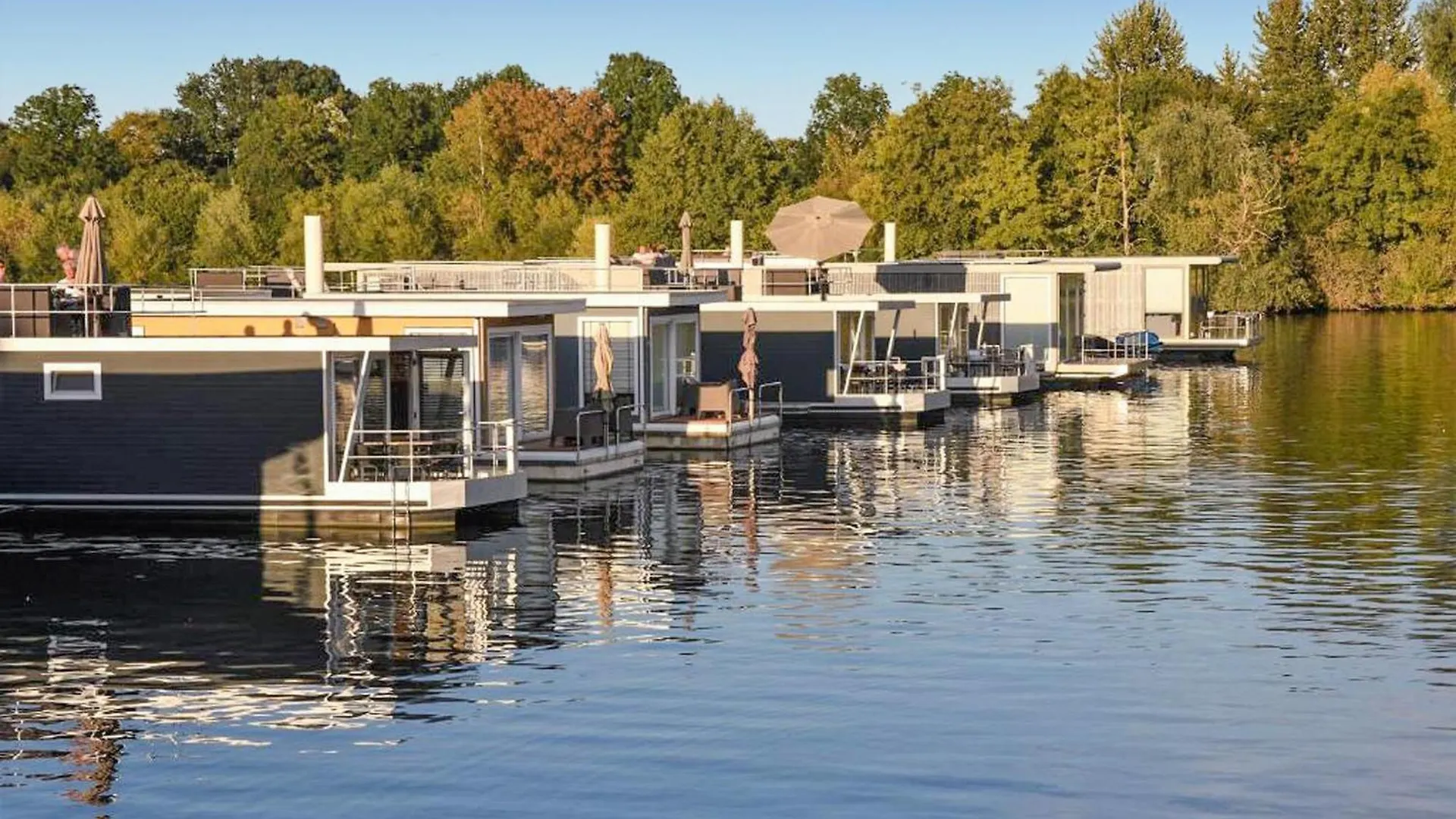 House Boat Anegada Hotel Maastricht